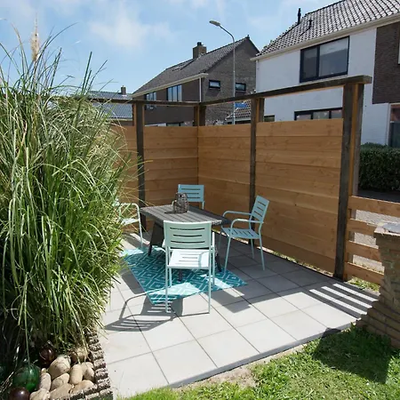 Prázdninový dům Modern 4-person Near