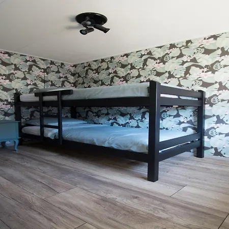 度假居 Modern 4-person Near